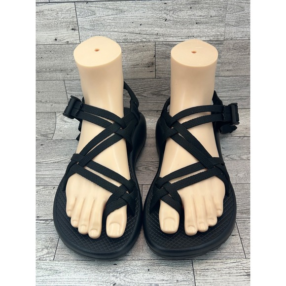 Chaco Women's Z/Cloud X Black Strappy Sport Sandals Comfortable Walking Size W8 - Picture 1 of 8